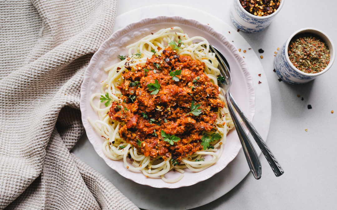 Spaghetti mit der besten veganen Bolognese