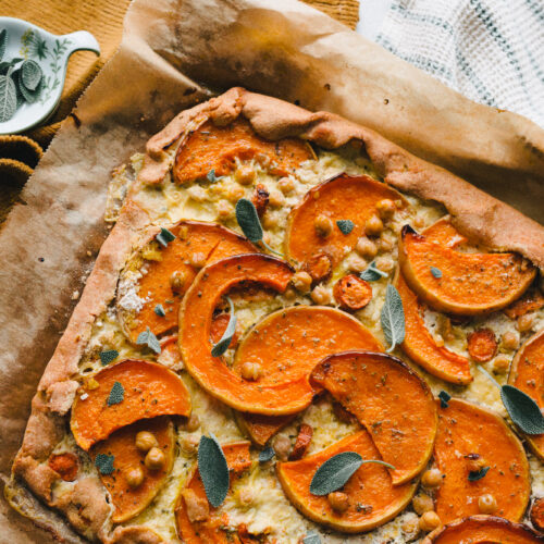 Kürbis-Buchweizen-Galette mit Salbei